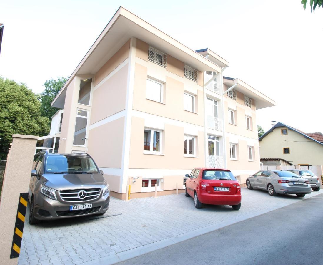 Grand Park Rooms & Apartments Cacak Exterior photo